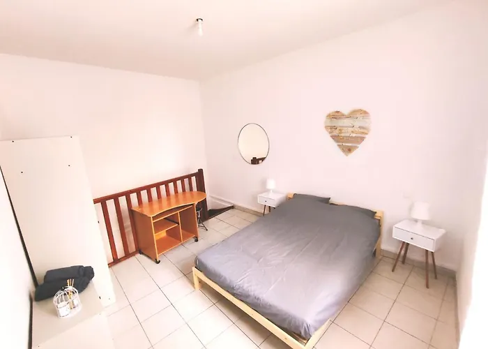 Cosy En Centre Centre-ville . . . Διαμέρισμα *